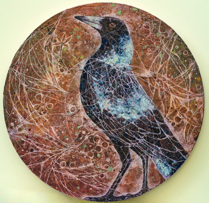 My friend the macpie - Mixed media on wood. 30 cm